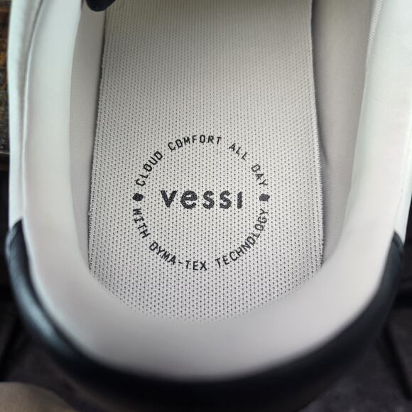 NEW Vessi Courtside Classic Mens Size 11 Waterproof Shoes Casual Off White Black main image 11